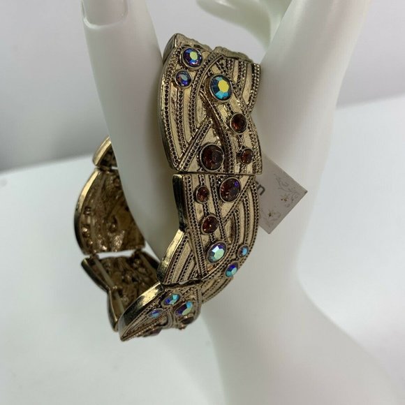 Dressbarn Gold Tone Iridescent Stone Bracelet New - Picture 3 of 8